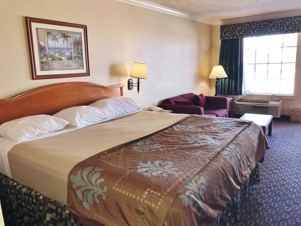 Motel6 La Porte, TX 17/54