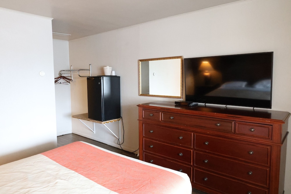 Golden Key Motel 5/13