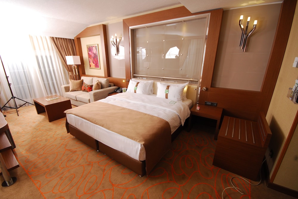 HOLIDAY INN ANKARA - KAVAKLIDERE 24/78