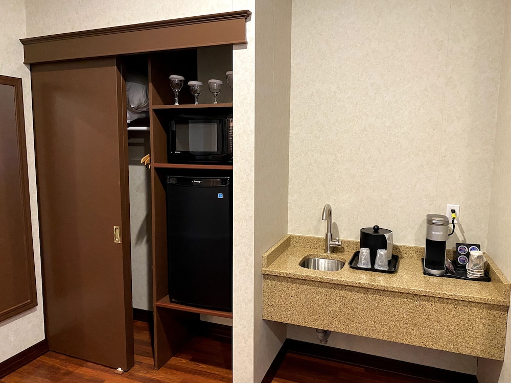 Best Western Glengarry Hotel 39/44