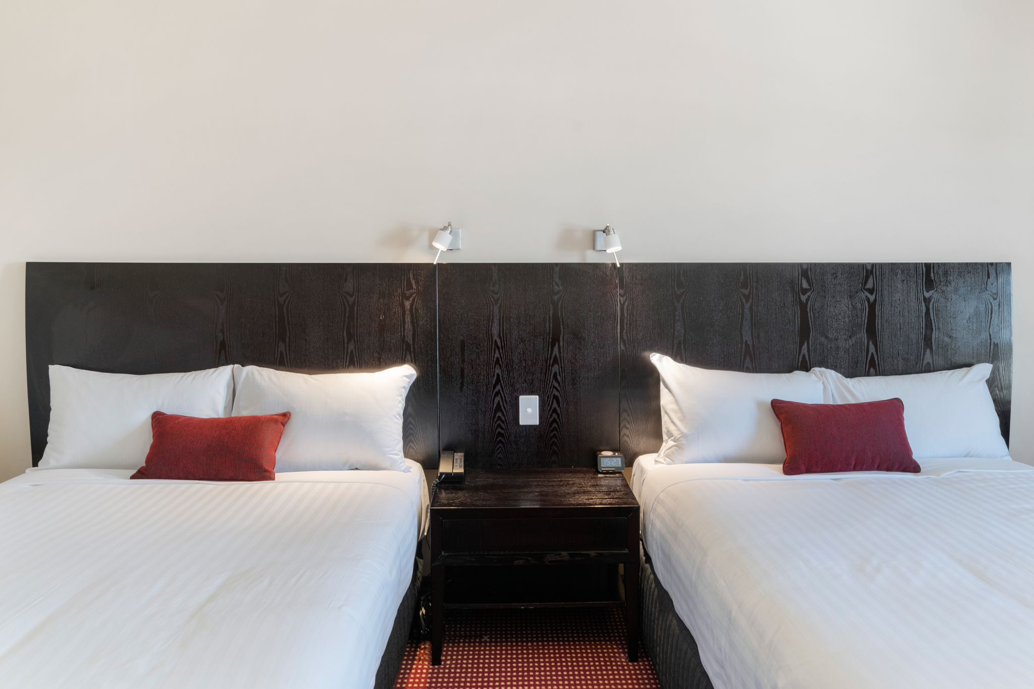Superior, Twin Beds