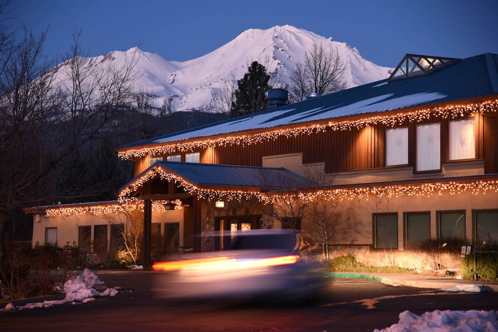 Mount Shasta Resort 2/63