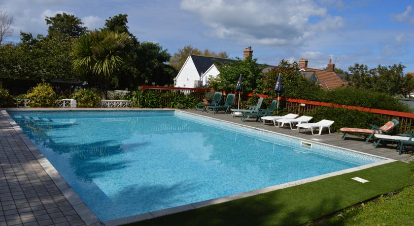 Hotel Hougue Du Pommier 46/50