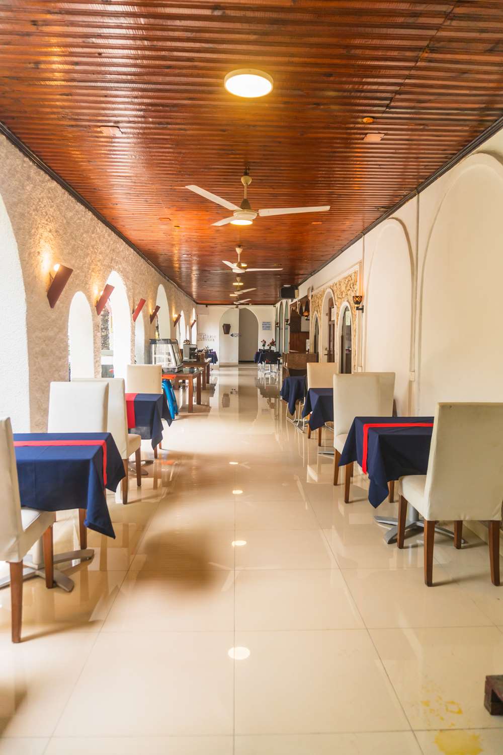 Best Western Jangwani Sea Breeze Resort 19/21