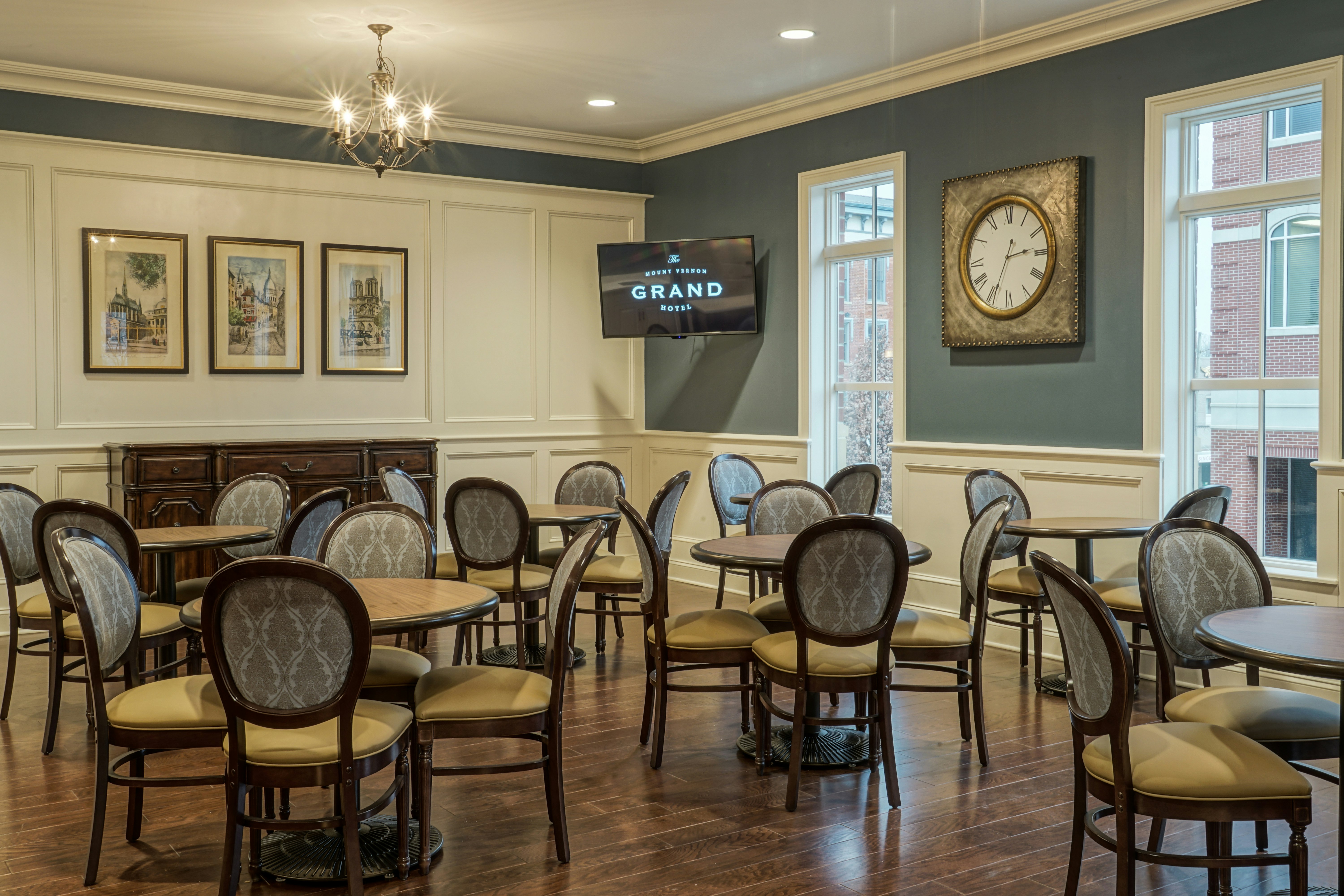 The Mount Vernon Grand Hotel 33/45