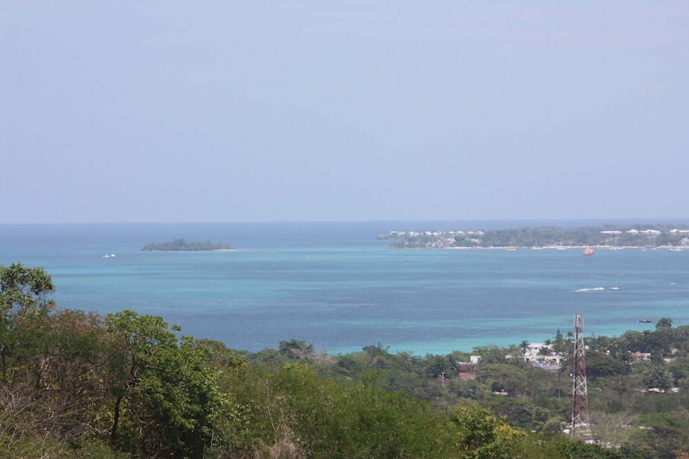 Negril Sky Blue Resorts 42/50