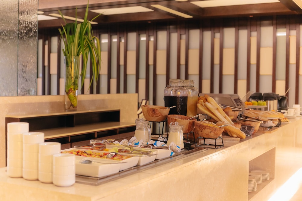 Bravia Hotel Niamey 48/50