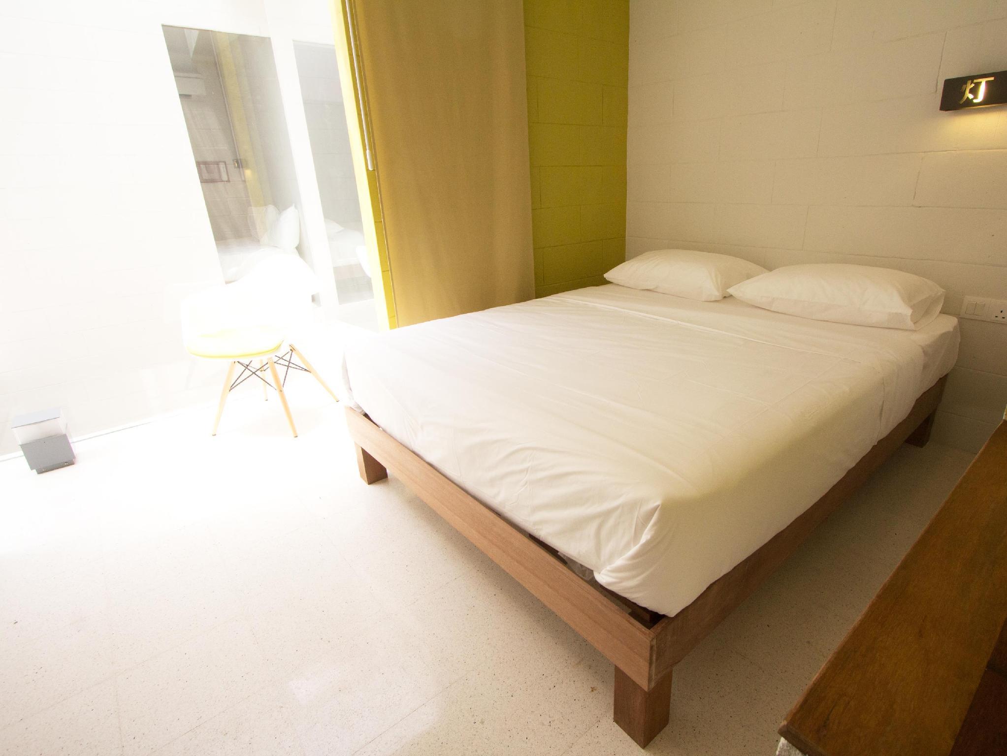 ROOM, TERRACE