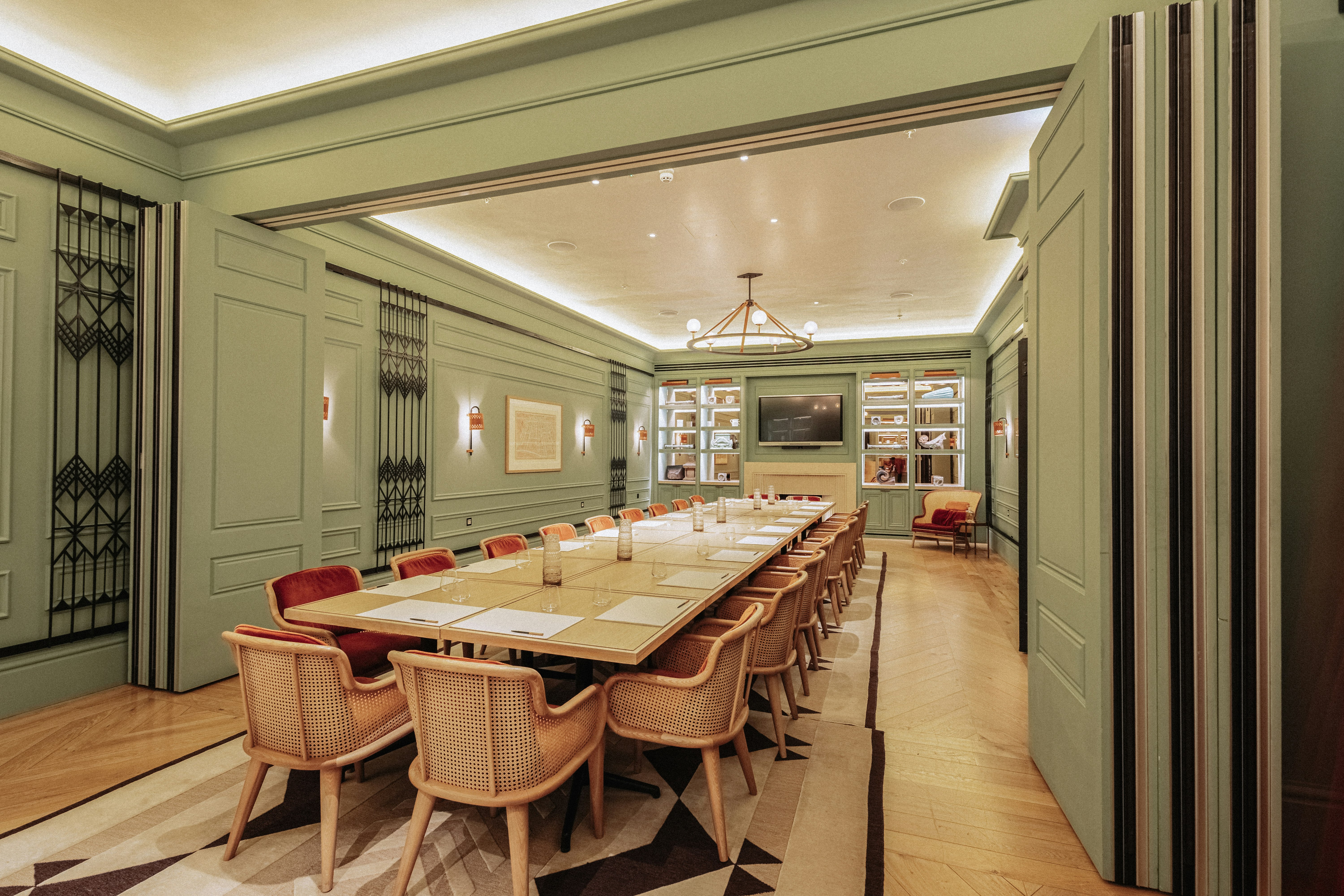 Hart Shoreditch Hotel London Curio Collection by Hilton 41/54