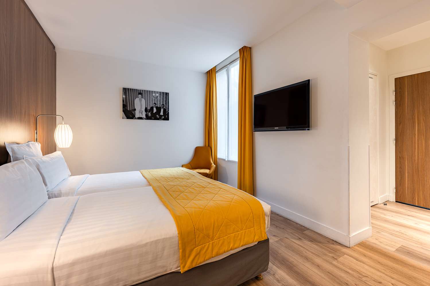 SUPERIOR, TWIN BEDS, GROUND FLOOR, ACCESSIBLE
