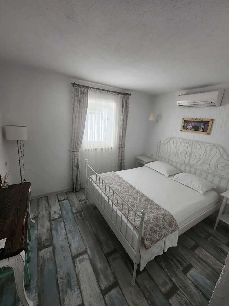 Tarcin Alacati Otel - Adults Only 19/48