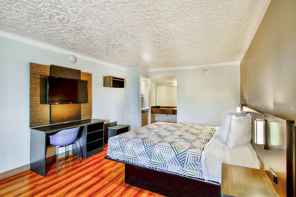 Motel6 Fort Worth, TX - White Settlement 25/41
