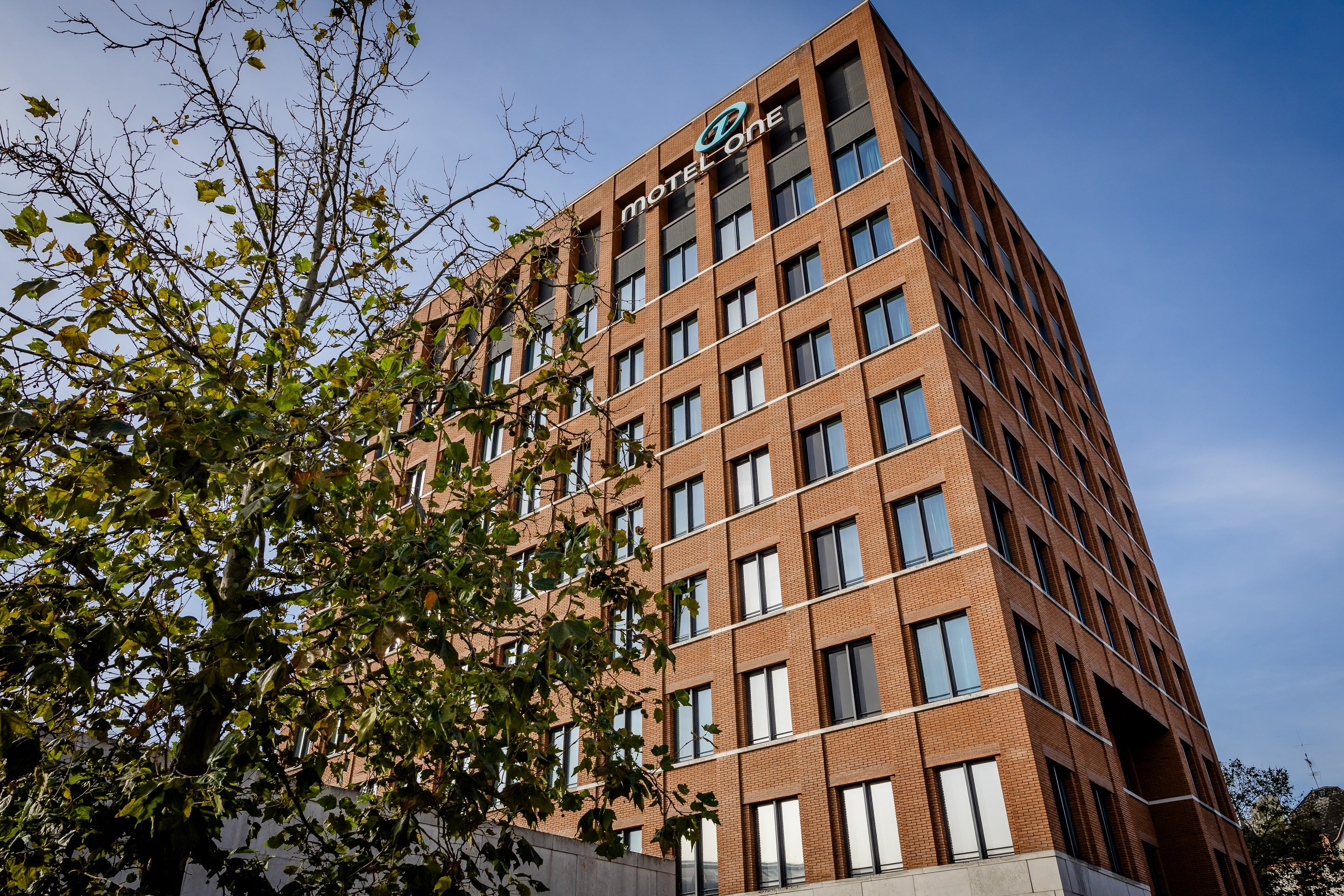 Hotel Motel One Wiesbaden 1/29