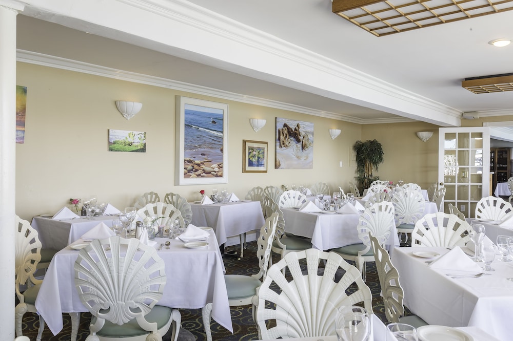 Cliff House Inn 50/71
