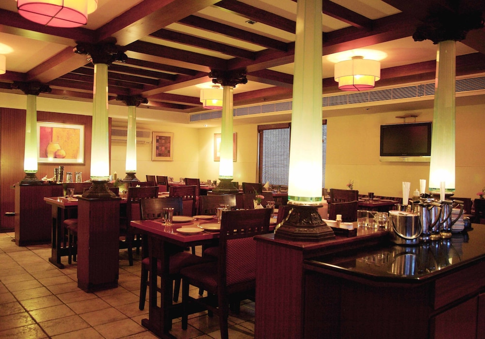 HARRISONS HOTEL 30/31