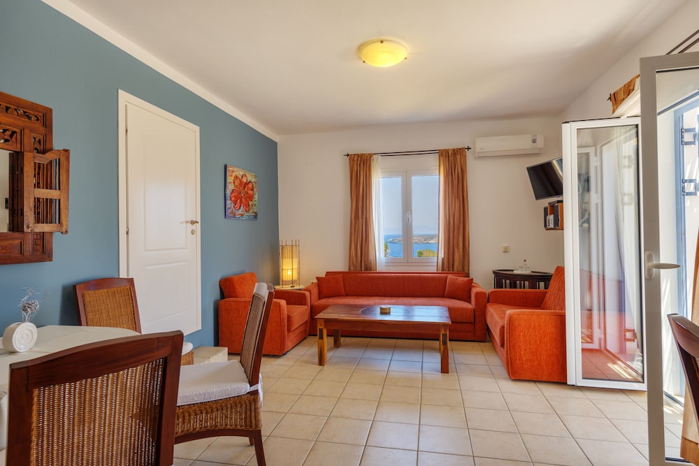 Sunrise Beach Suites 19/50