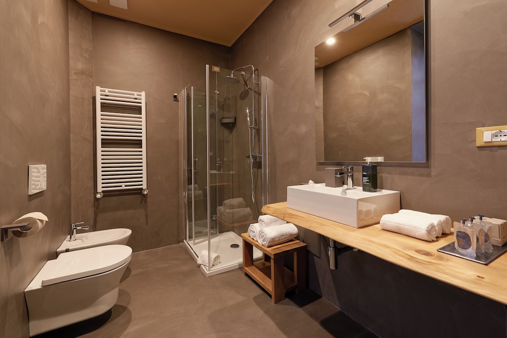 73 Boutique Hotel 41/43