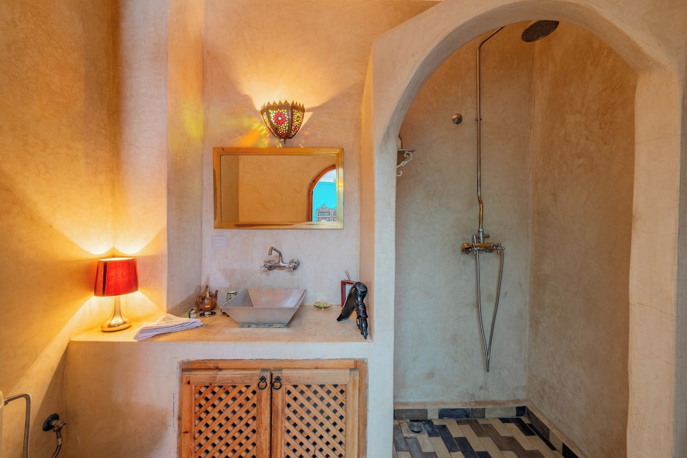Riad Yamina 52 50/50