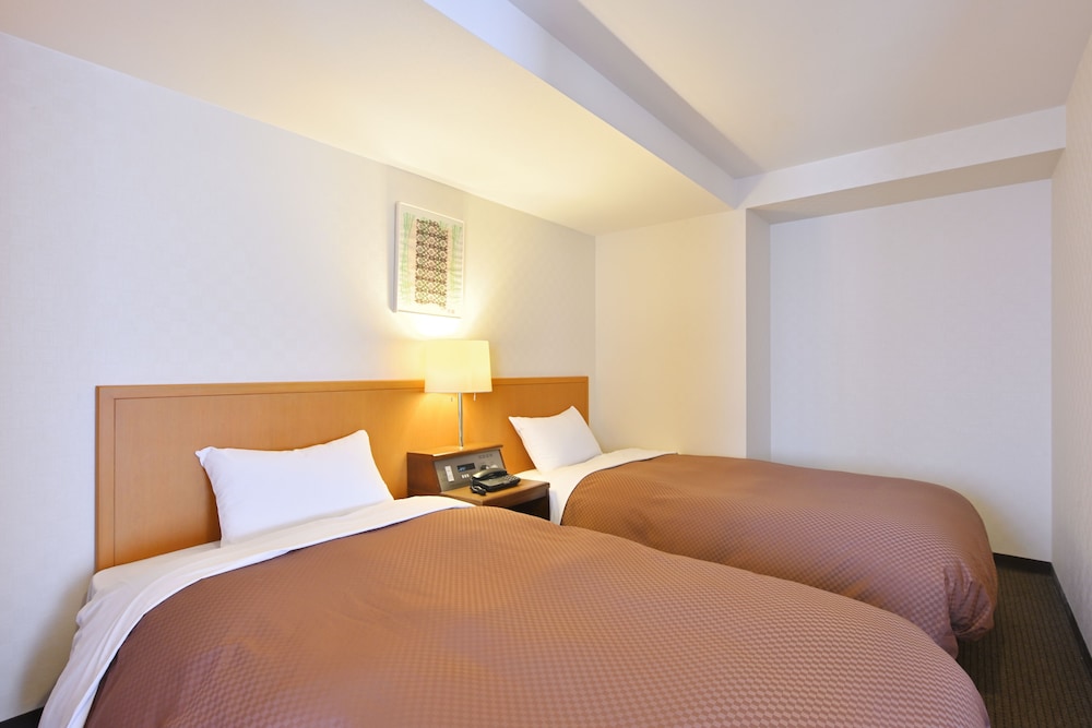 Sun Okinawa Hotel 7/50