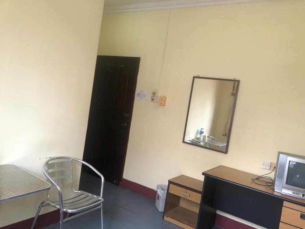 Hotel Pelita Terang 16/20