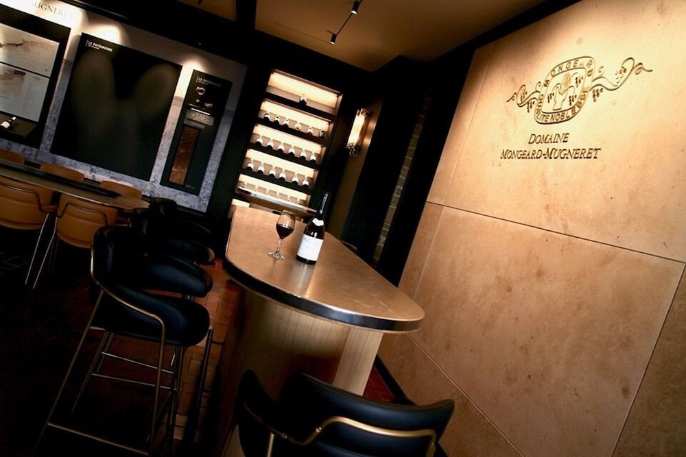 Le Richebourg Hotel Restaurant Spa 42/44