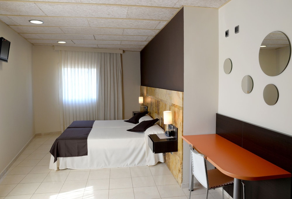 Hotel Pinar del Mar 11/32