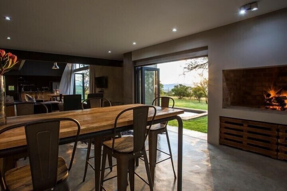 Mount High Luxury Country House 27/37