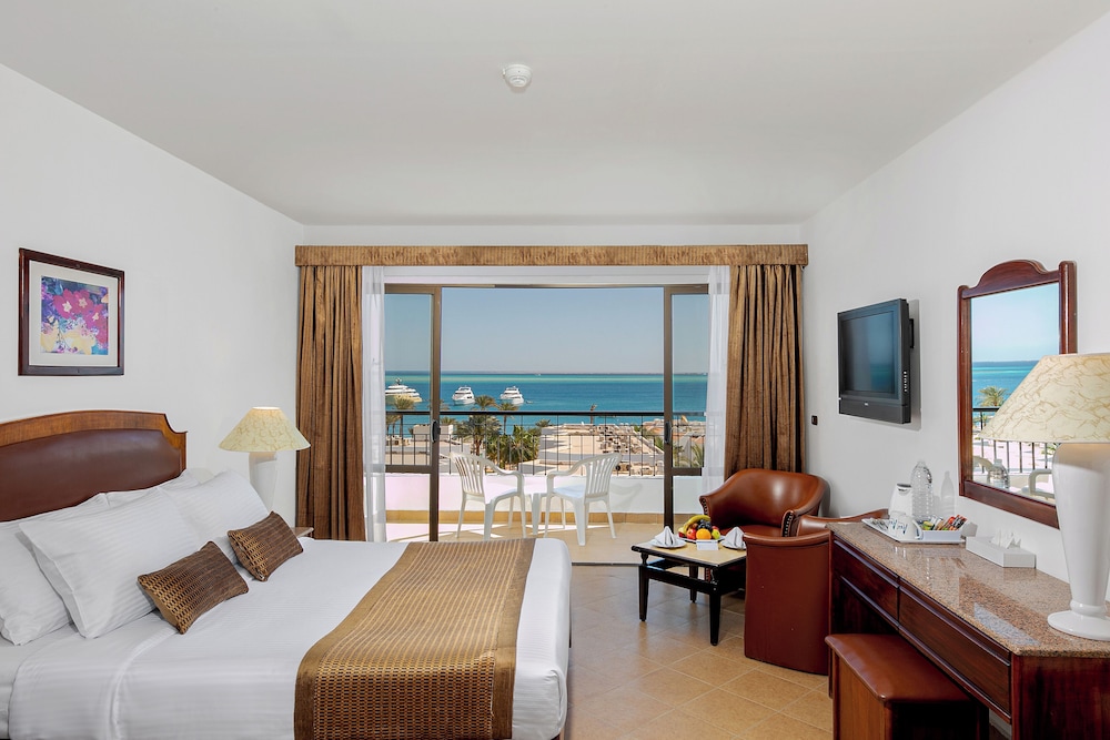 Marlin Inn Azur 12/50