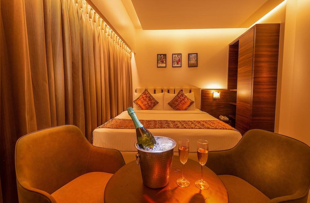 Hotel Metropole Inn 24/27
