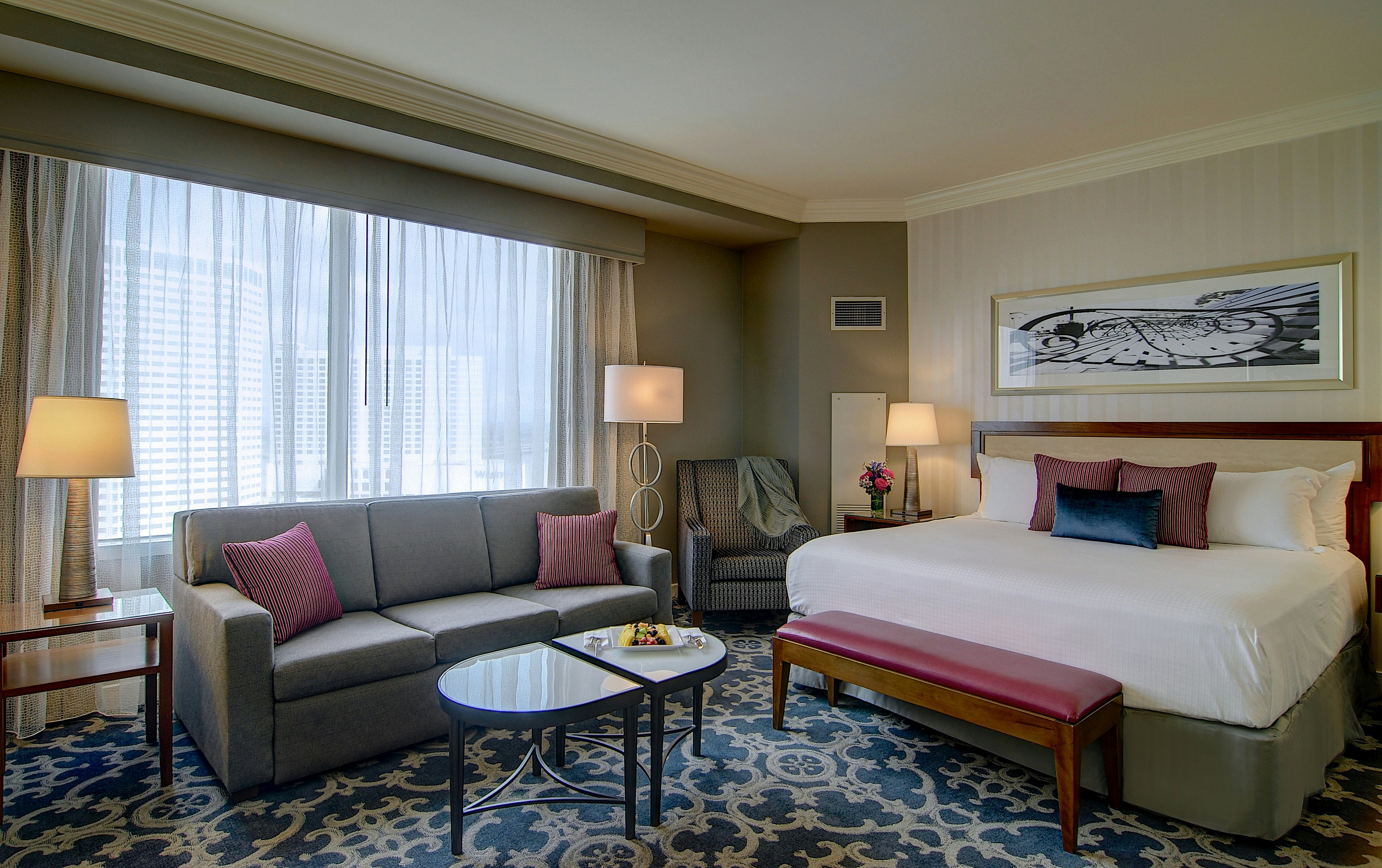 Loews New Orleans Hotel 30/72