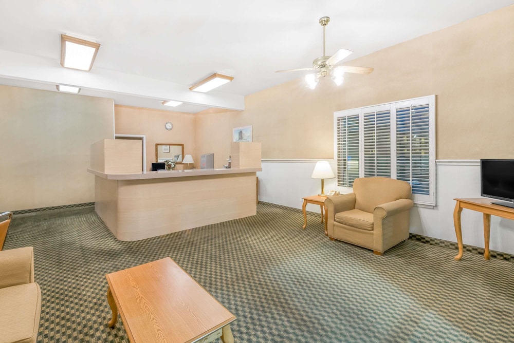 Days Inn by Wyndham Deming 6/24