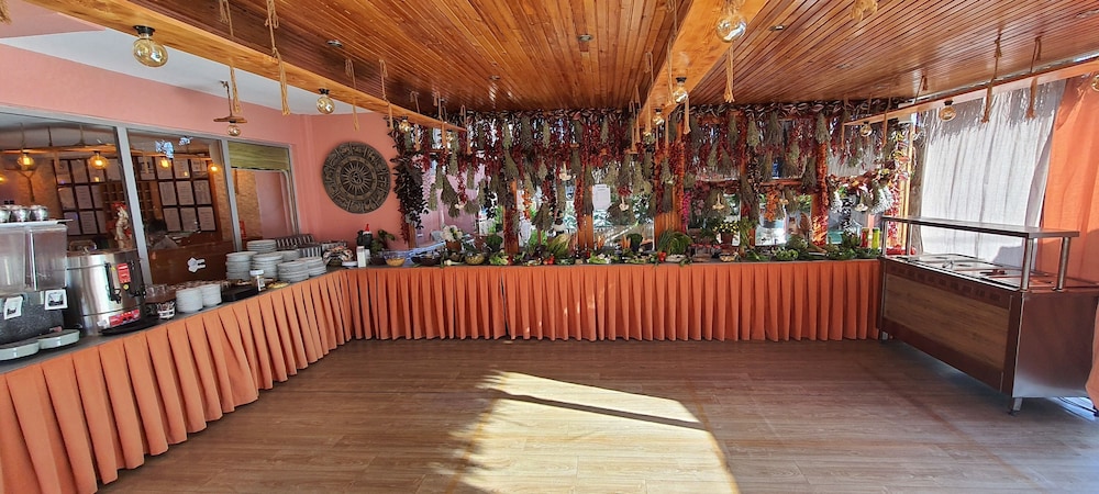 ALBERGO CESME 43/50