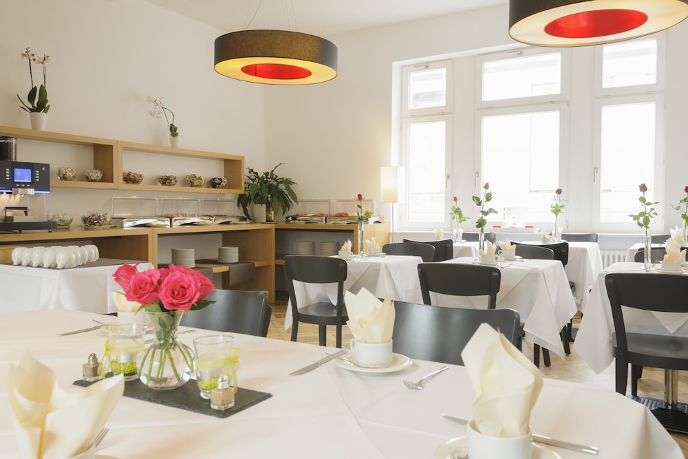 HOTEL AUGUSTINER TOR 46/55