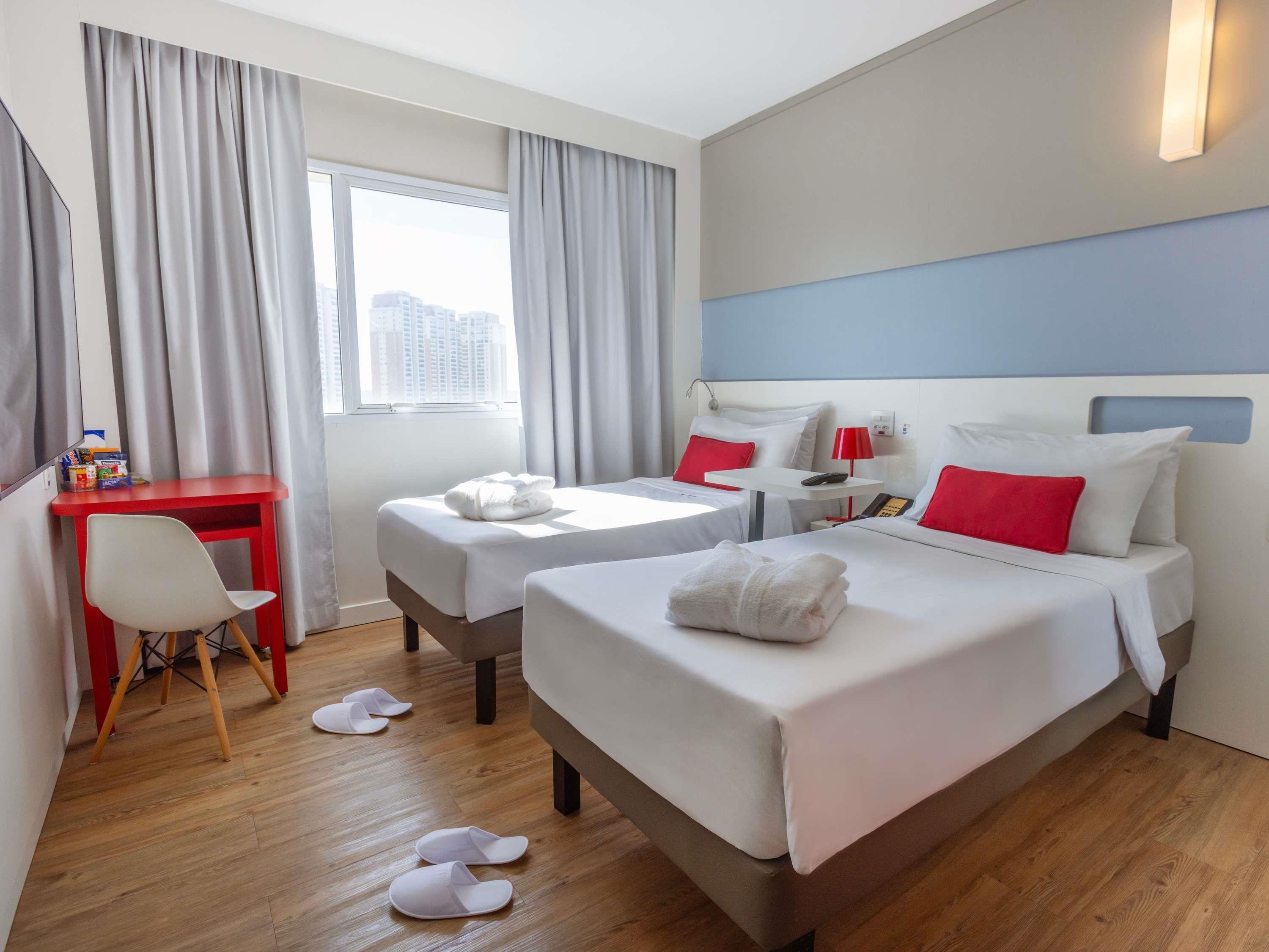 Superior, Apartment, Twin Beds, Kitchen