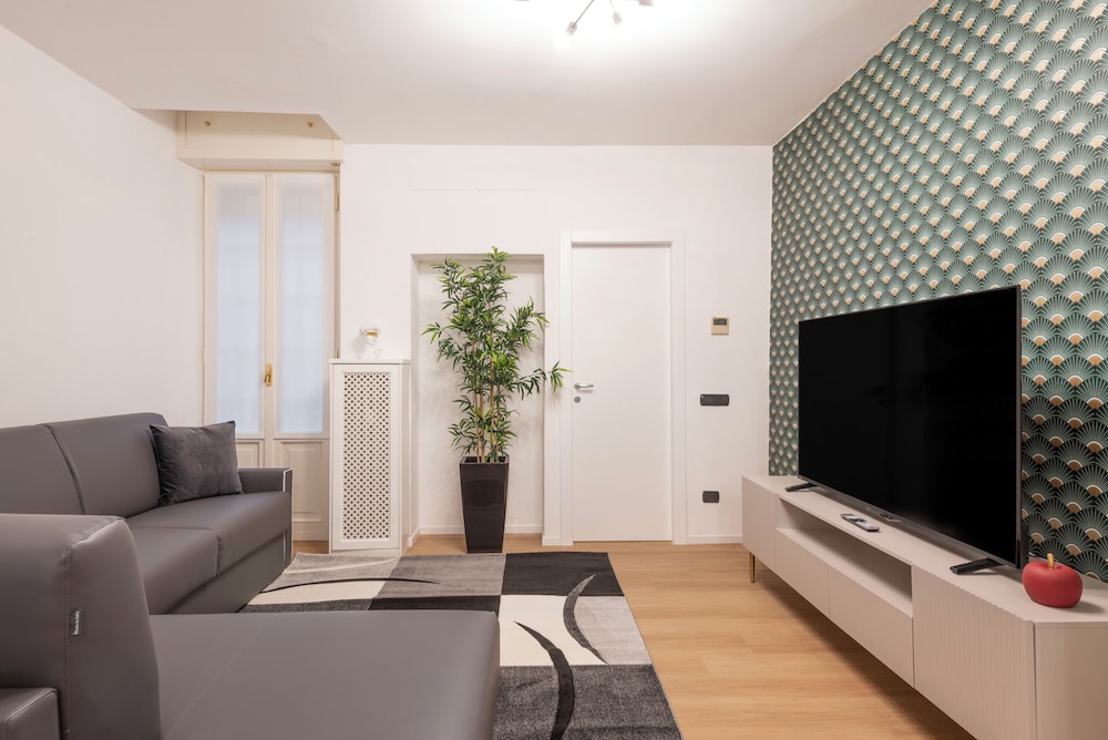 Milan Royal Suites Duomo 7/16