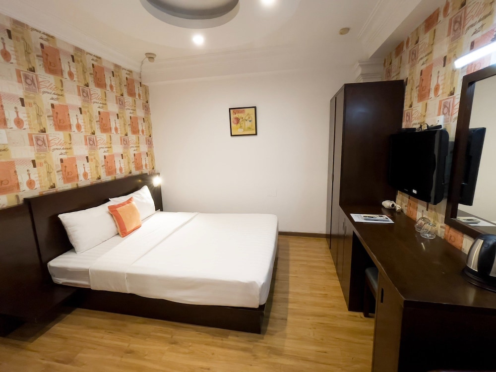 Little Brick Saigon Hotel 13/45
