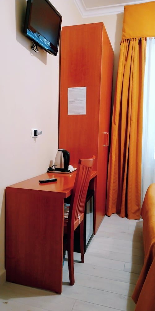 Hotel Everest 33/39