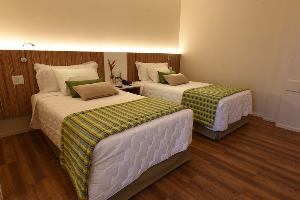 Quality Hotel Aracaju 6/24