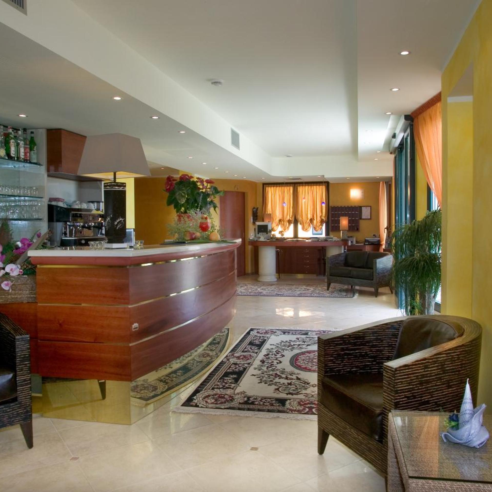 Hotel La Rondine 7/50