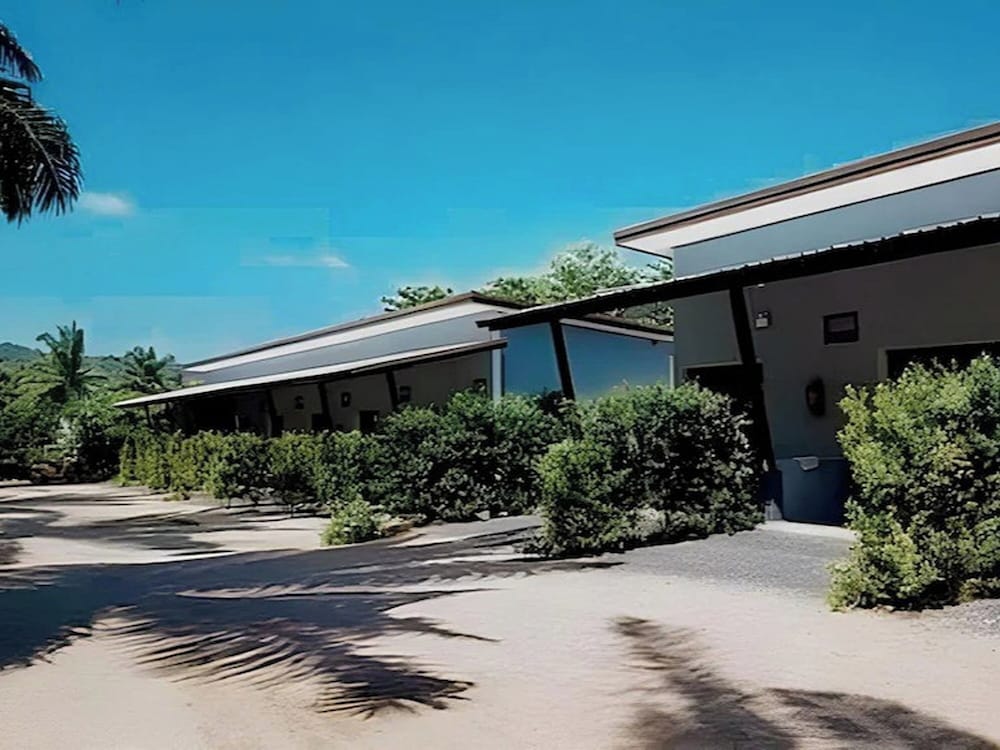 Golden Palm Resort 45/53