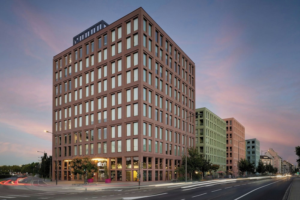 Aloft Strasbourg Etoile 4/50