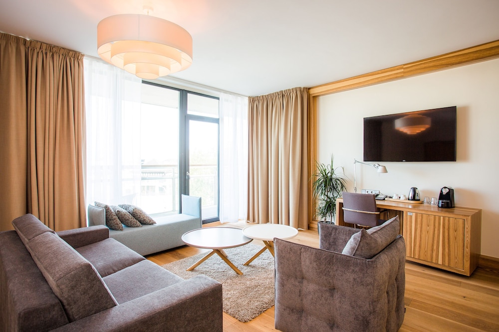 HESTIA HOTEL EUROPA 41/55