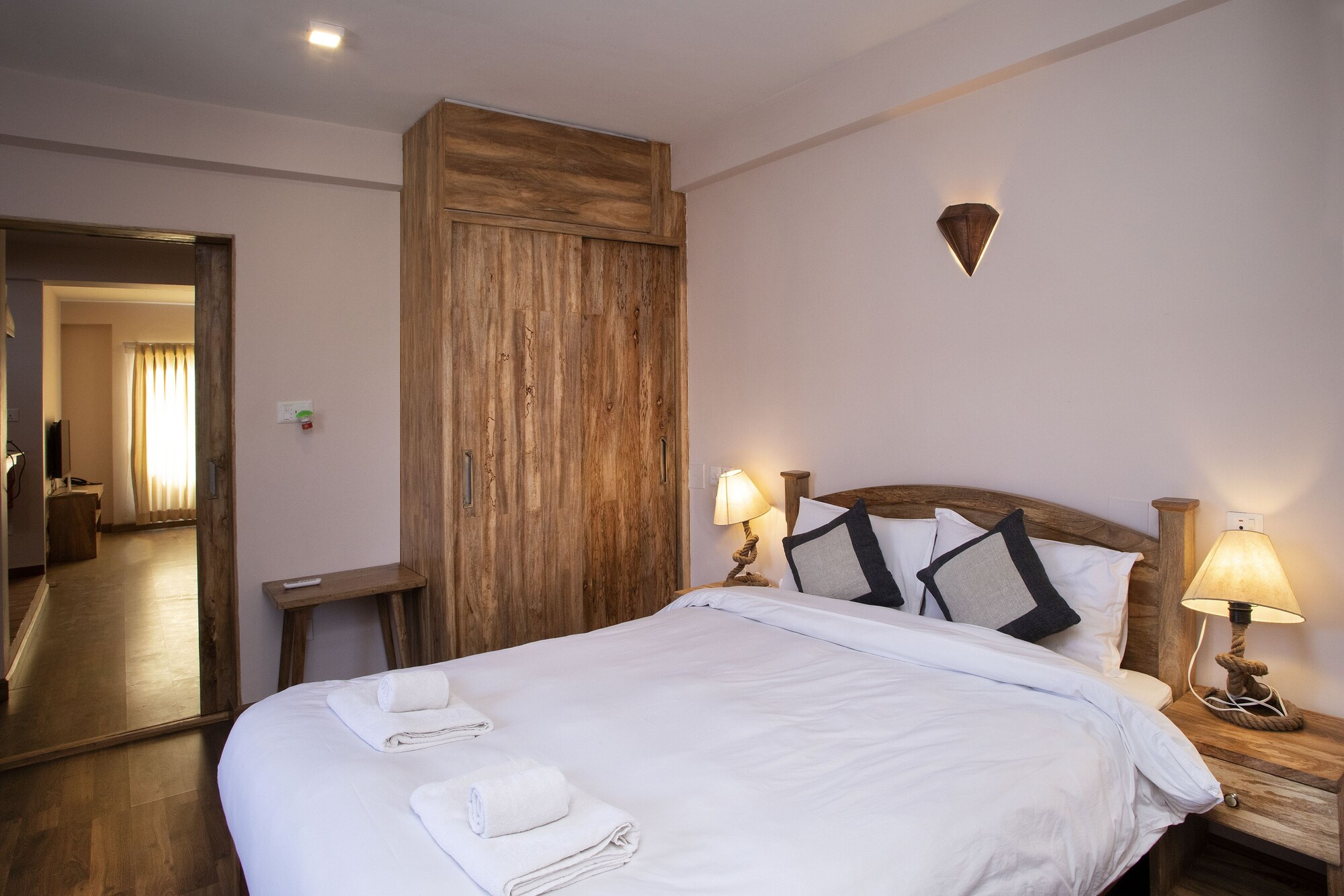Deluxe, Apartment, King Bed