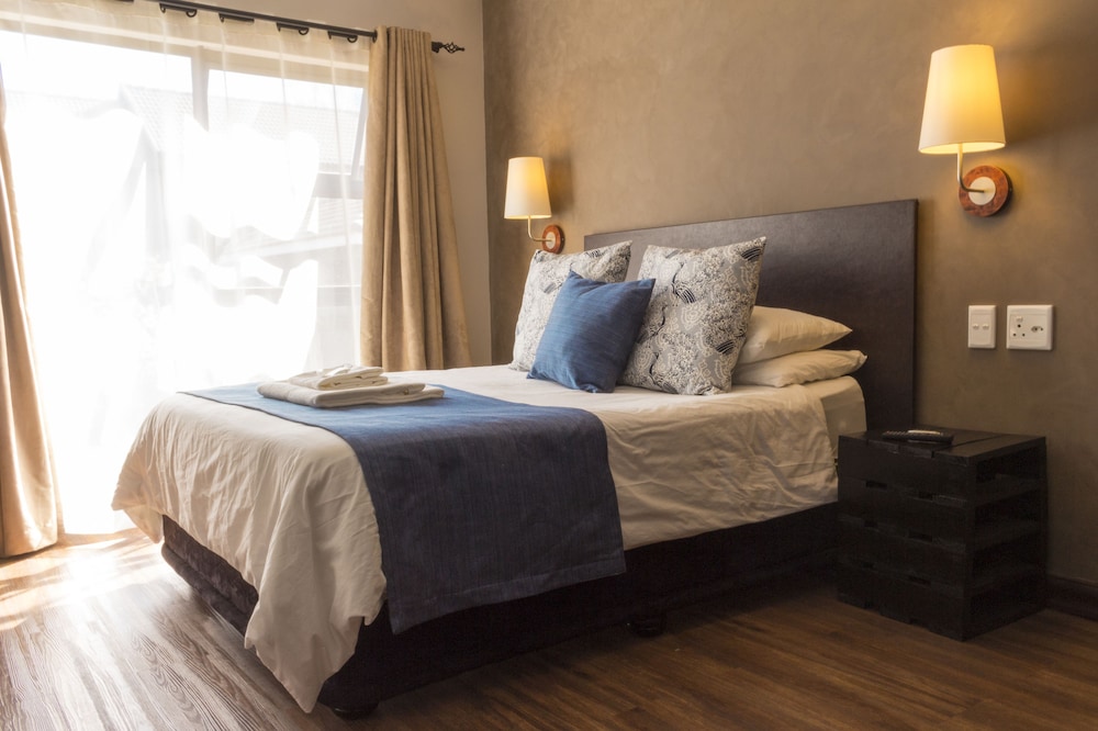 Ruth Avenue Guest House 14/34