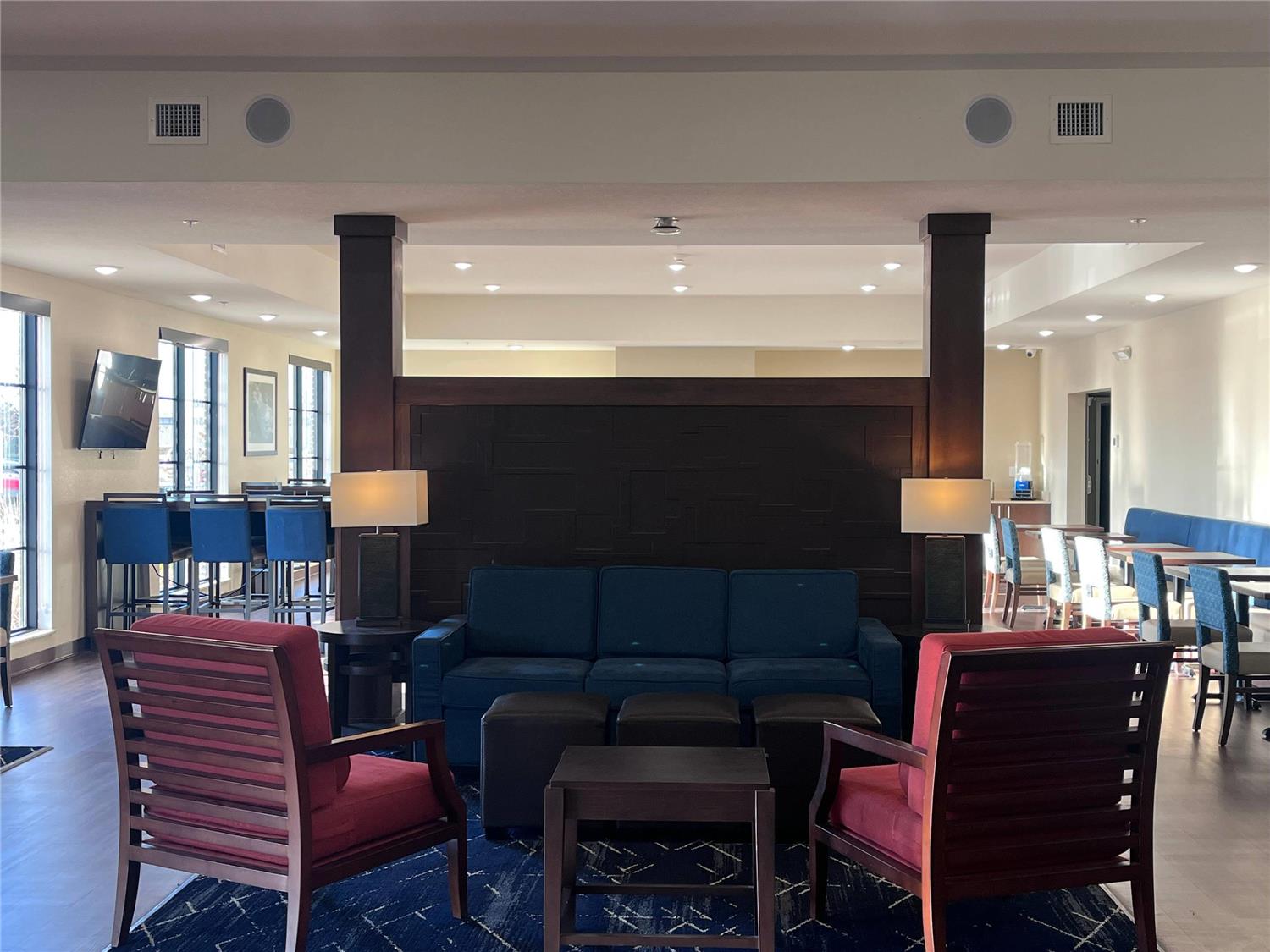 Comfort Inn & Suites Mankato, MN 14/30