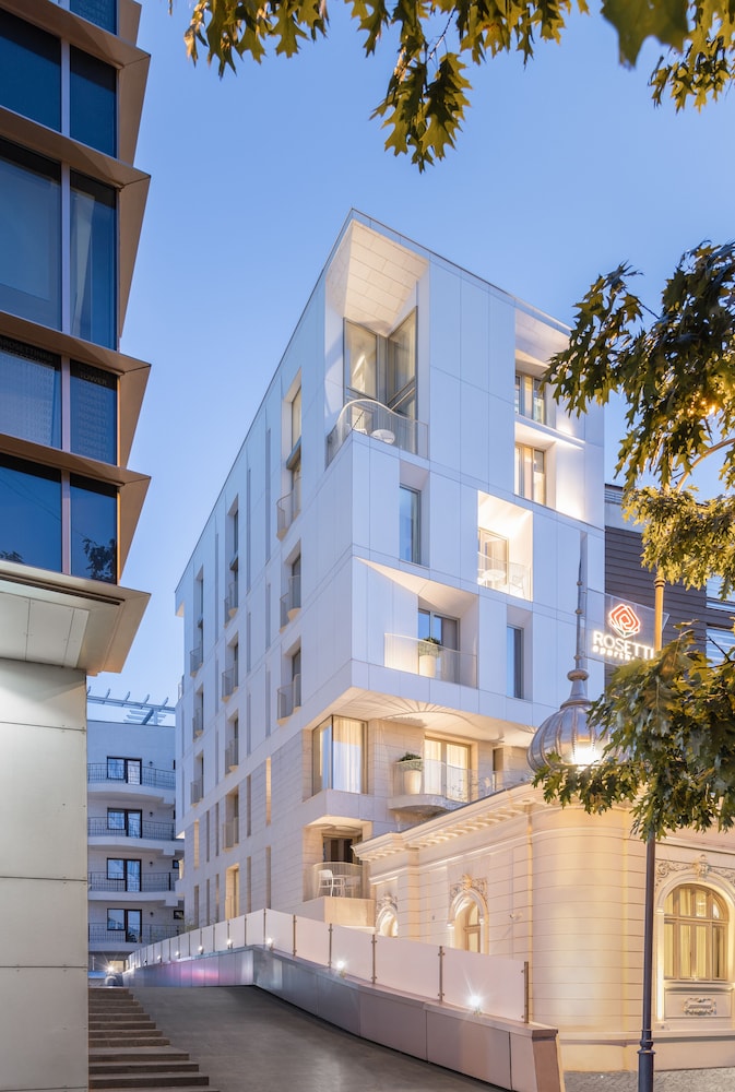 Rosetti aparthotel 3/47