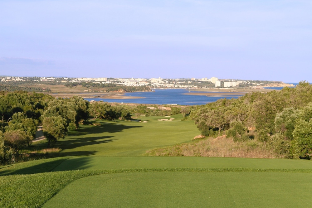 Palmares Beach House Hotel 57/60