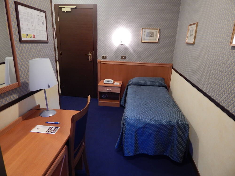 Hotel Garda Roma 20/60