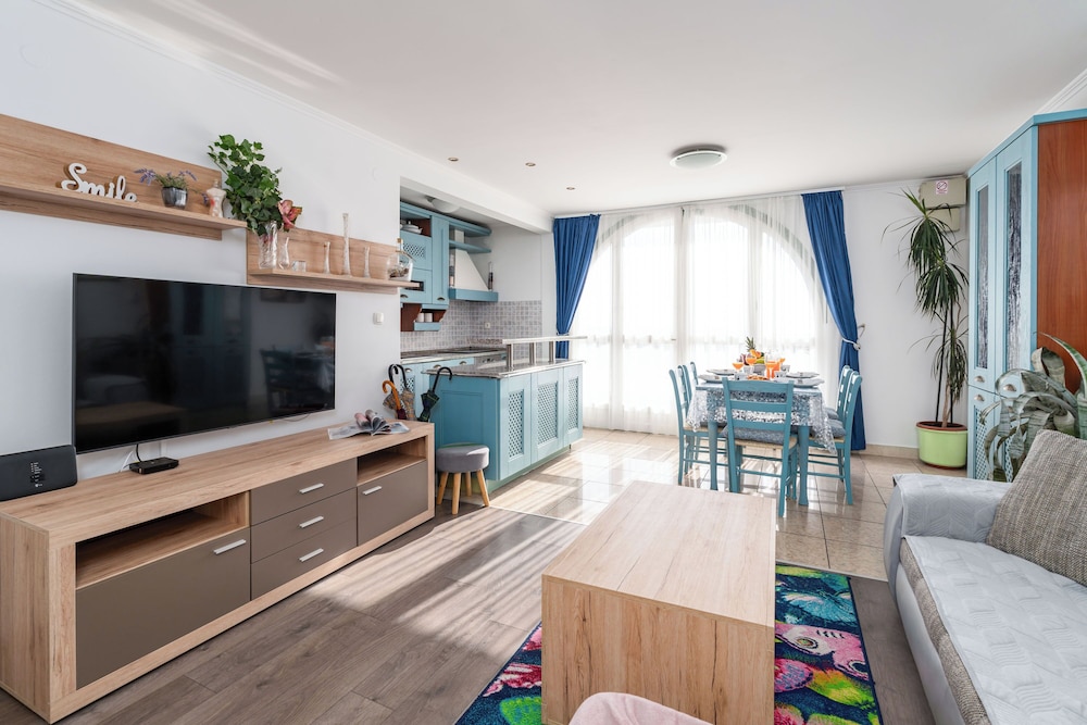 Apartments Lora 31/50