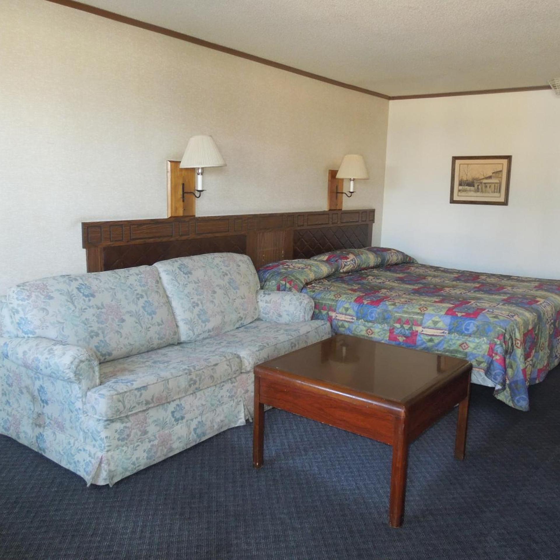 Xenia Country Inn 22/40